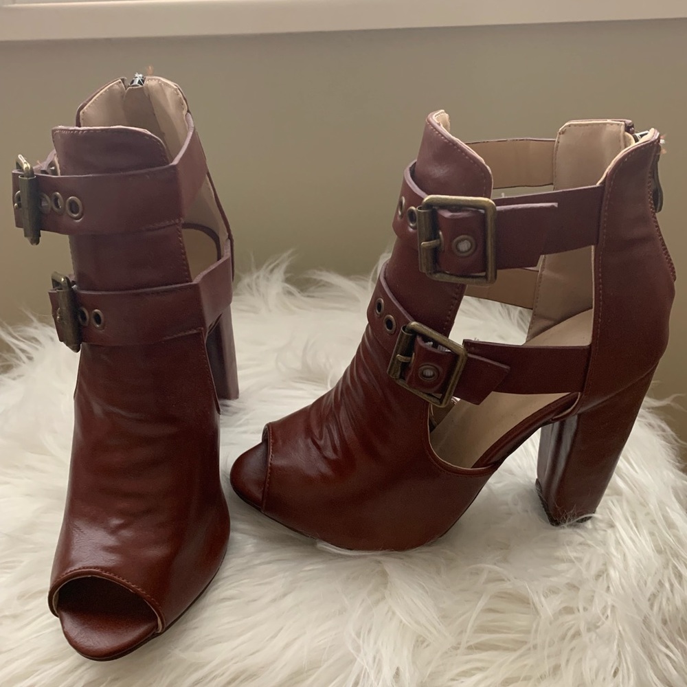 Sandal Block Heel